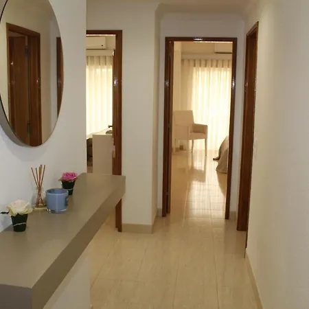 Apartment Quinta Das Palmeiras 2.1 R/c A *